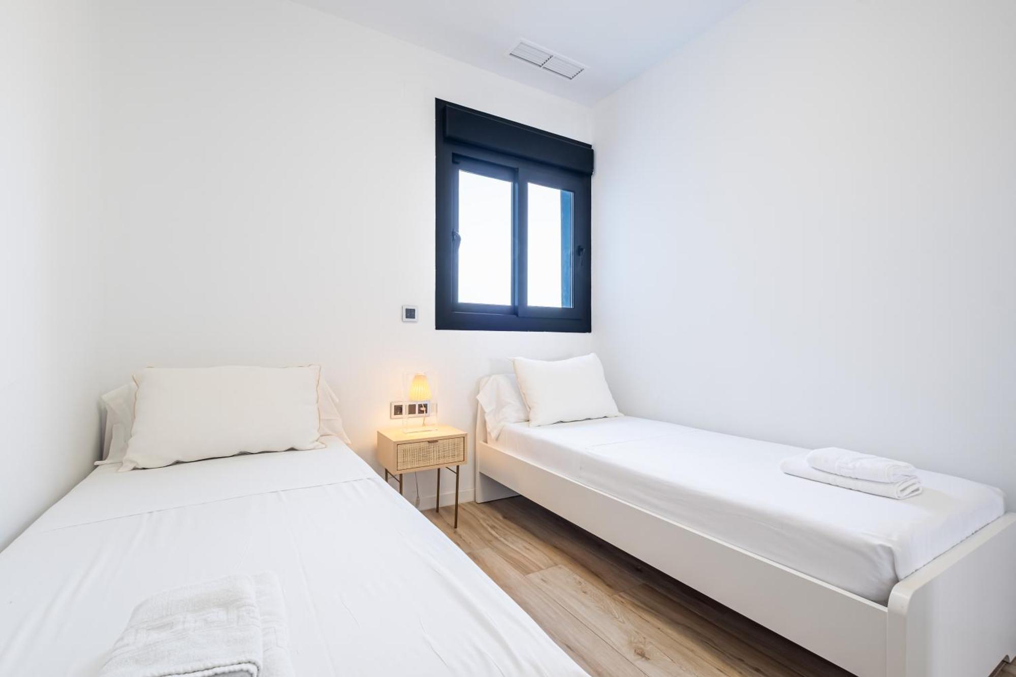 Sunset Waves 18-35 Poniente Beach Resort 貝尼多姆 外观 照片
